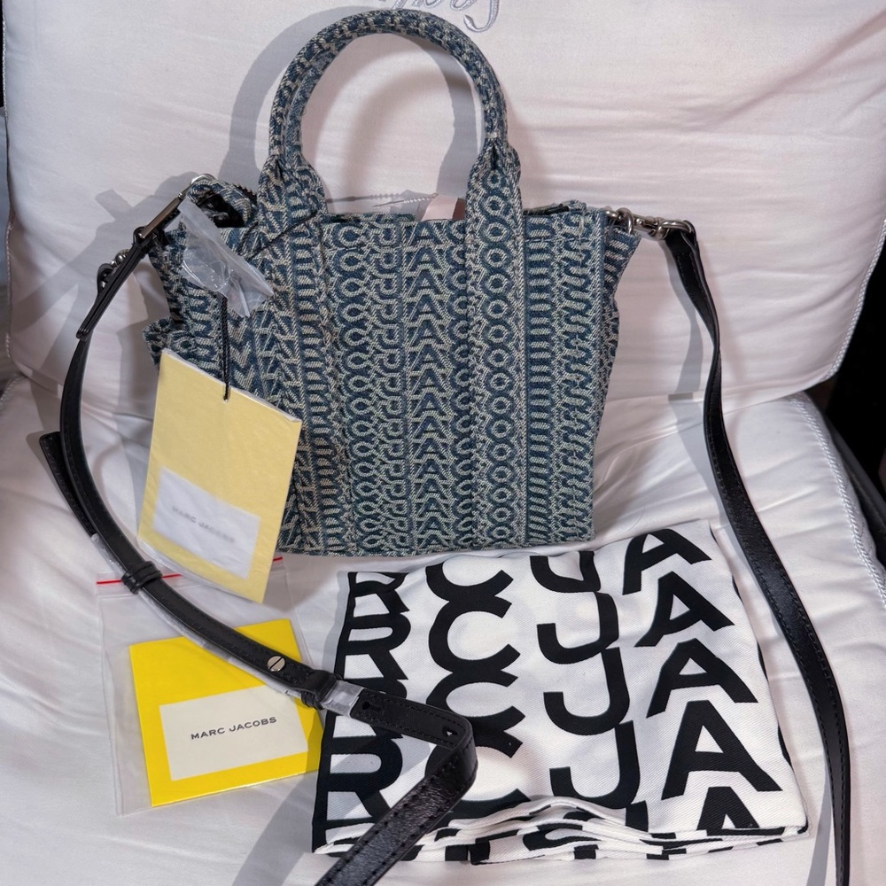 🔥 NEW Marc Jacobs The Washed Monogram Crossbody Tote Bag Blue Denim